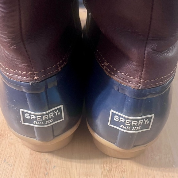 Women’s sperry rain boots, size 10, very comfortable. Used, but good condition. - Picture 1 of 6